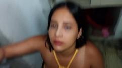 Cuñado me convence y me arrodilla para chuparle la polla me mete a su habitacion y me folla muy duro sin compasion con su enorme polla me abrió toda la vagina