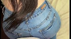 La amiga culona de mi esposa viene de visita con deseos de mi verga historia completa