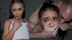 Orgasmo con los ojos en vuelta