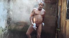 Aficionado homosexual baño